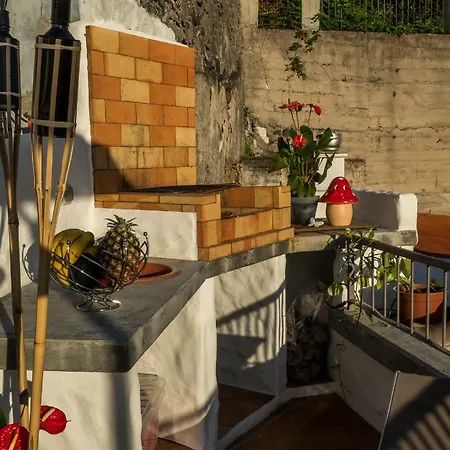 Little Townhouse *